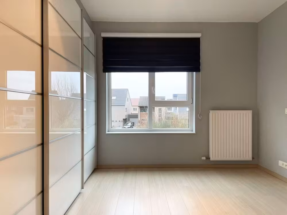 2-slaapkamerappartement met autostaanplaatsen te huur in Wondelgem - 2
