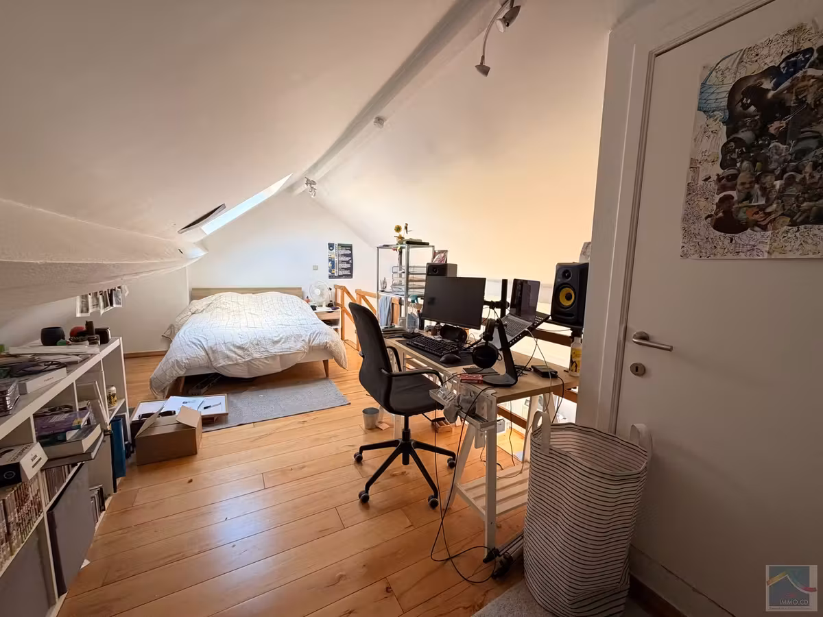 Two-bedroom duplex in Ixelles - 2