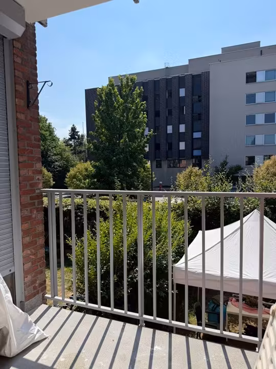 Gerenoveerd appartement met 2 slaapkamers en terras in Berchem - 10