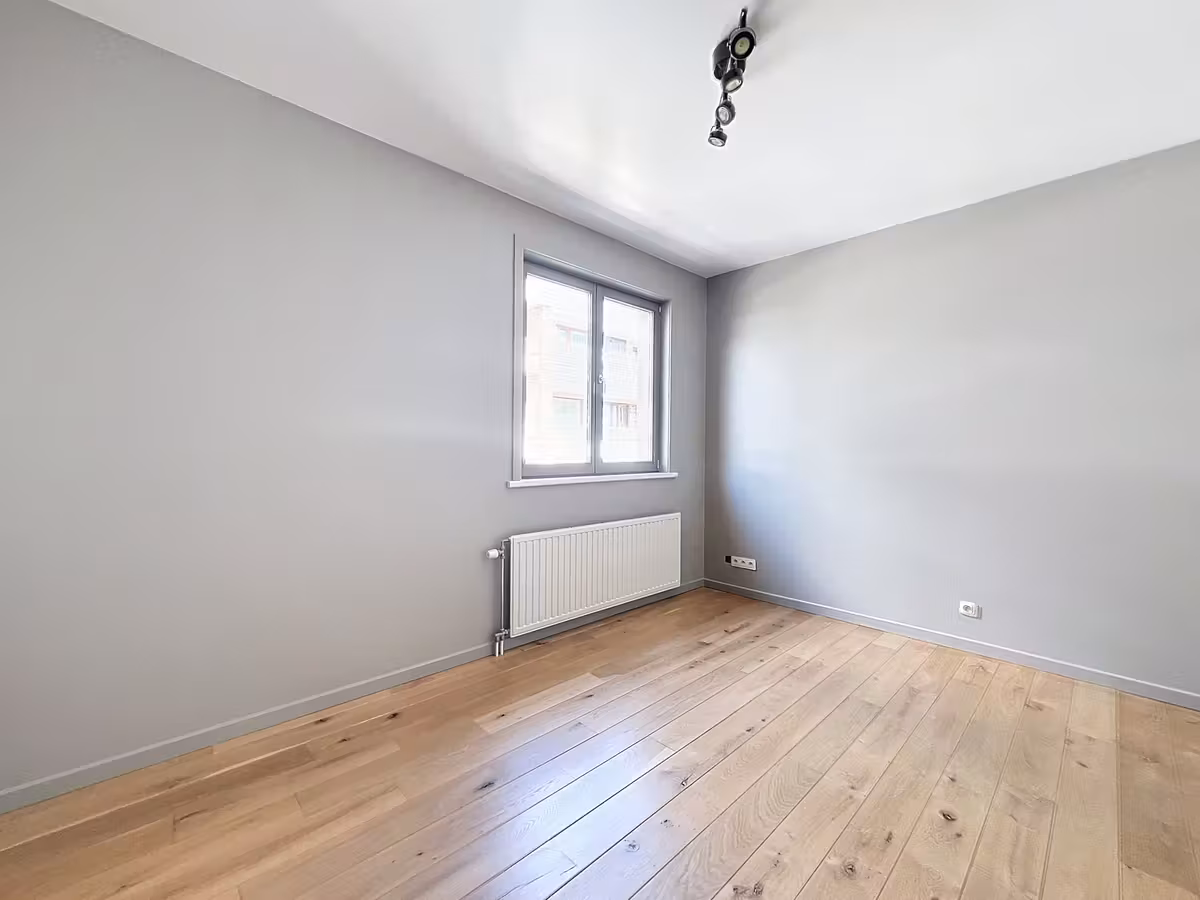 2-bedroom apartment with balcony in Saint-Josse - 8