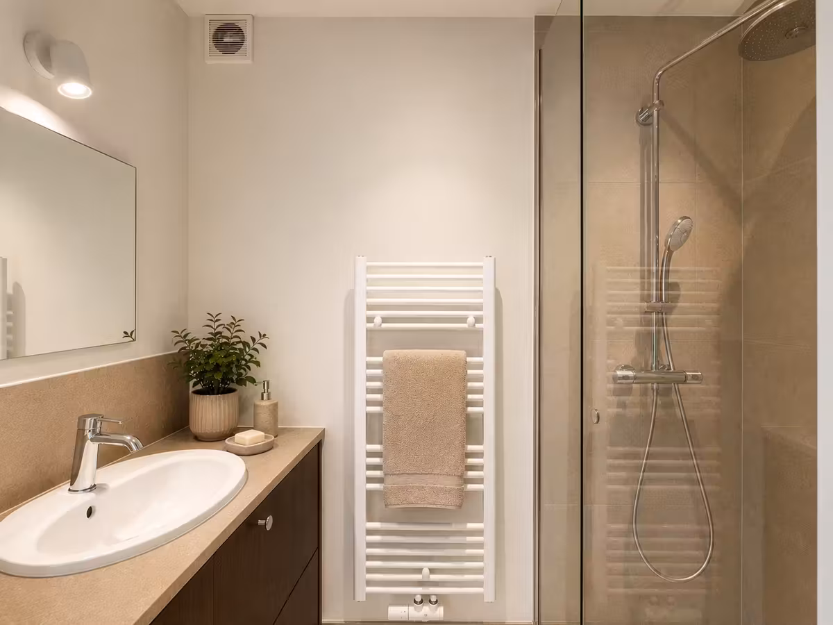 Gerenoveerd appartement met balkon in Woluwe-Saint-Lambert - 9