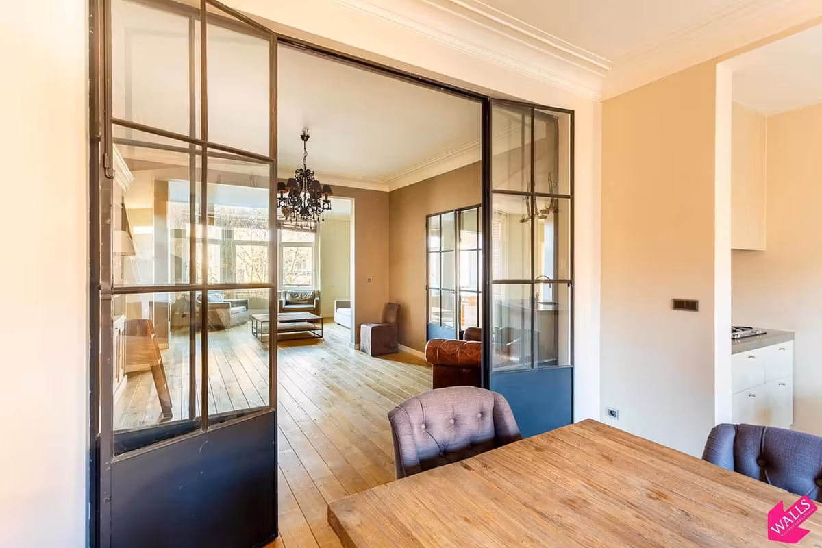 Royaal appartement van 190m² met 3 slk en 3 badk - 2