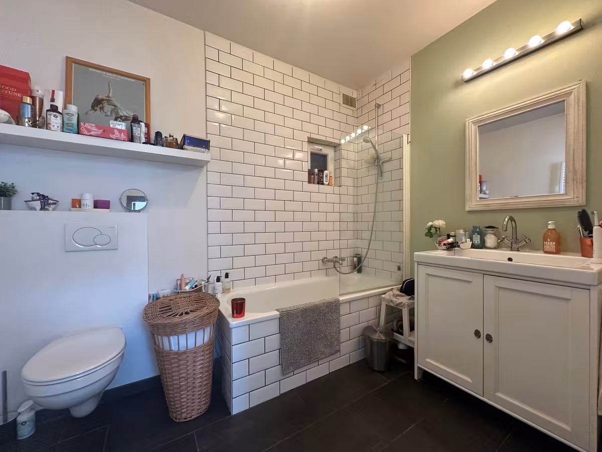 Bright furnished apartment in quiet street - 7