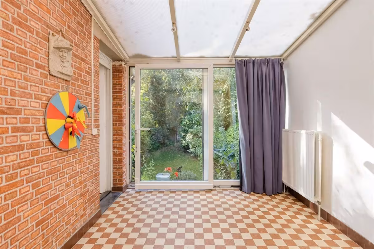 Spacious ground-floor apartment with large garden - 13
