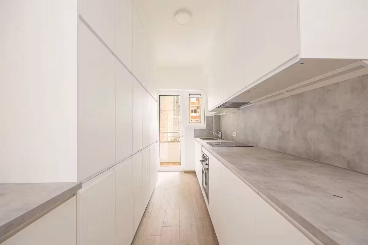 Ground-floor apartment with garden near Zuidpark - 15