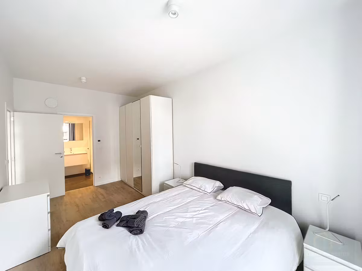 Gemeubileerd appartement met terras in Brussel - 16