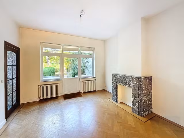 Family home with garden and double garage - 10