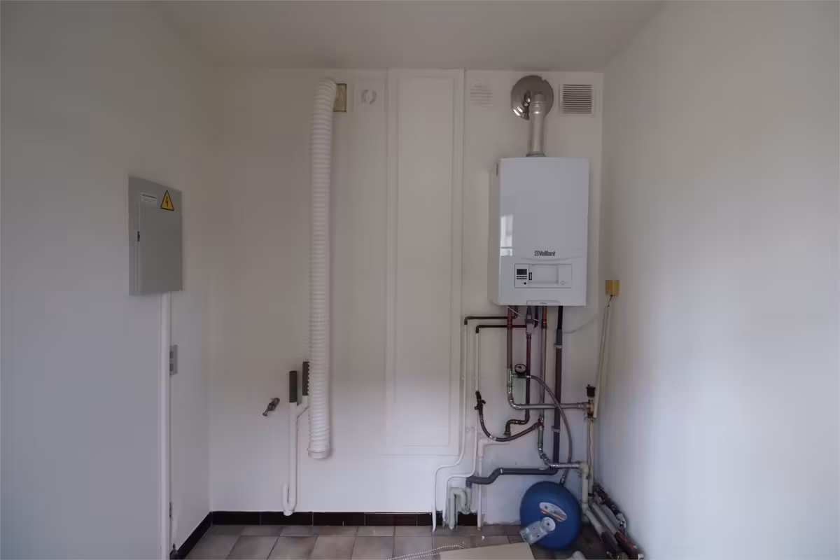 Appartement d'angle spacieux et lumineux avec 3 chambres à Merksem - 10