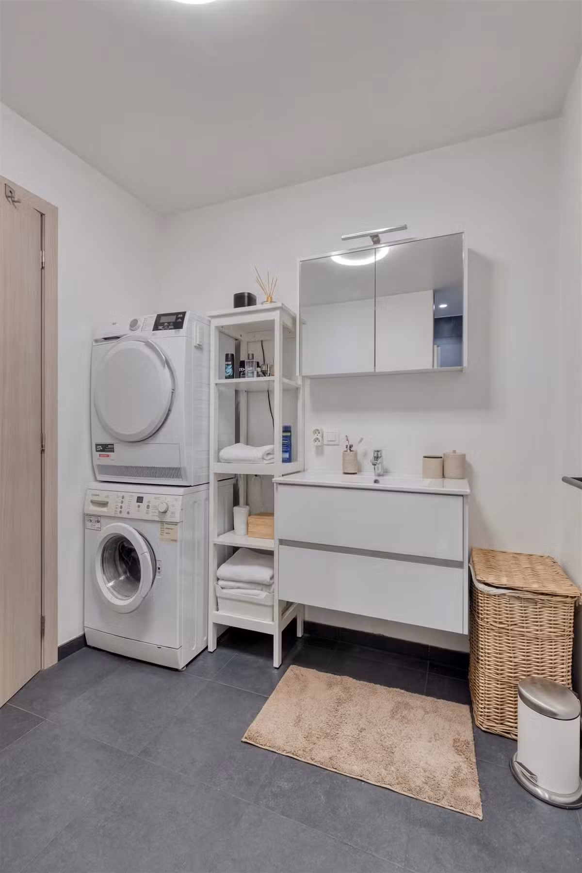 Recent triplexappartement met 2 slaapkamers en terras - 6