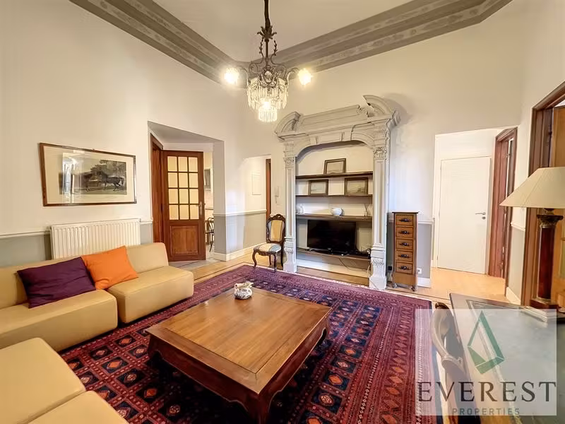 Montgomery Square! Magnificent prestigious furnished 2 bedroom apartment with small balcony