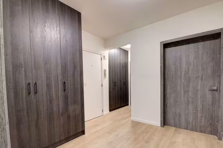 Renovated apartment with terrace in Auderghem - 14