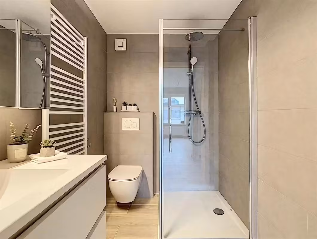 Renovated one-bedroom apartment with terrace - 5