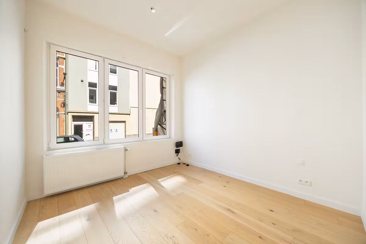APPARTEMENT MET TUIN