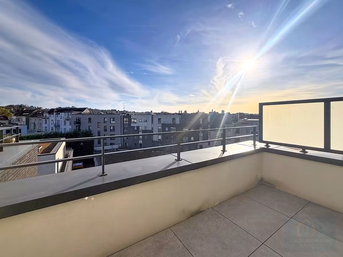 Niet gemeubileerde penthouse met terrassen in Etterbeek - 20