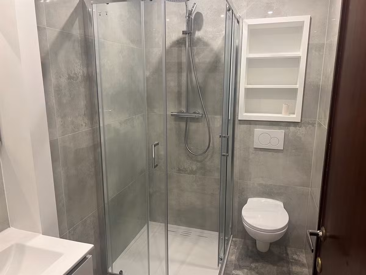 Renovated ground-floor apartment with garden - 5