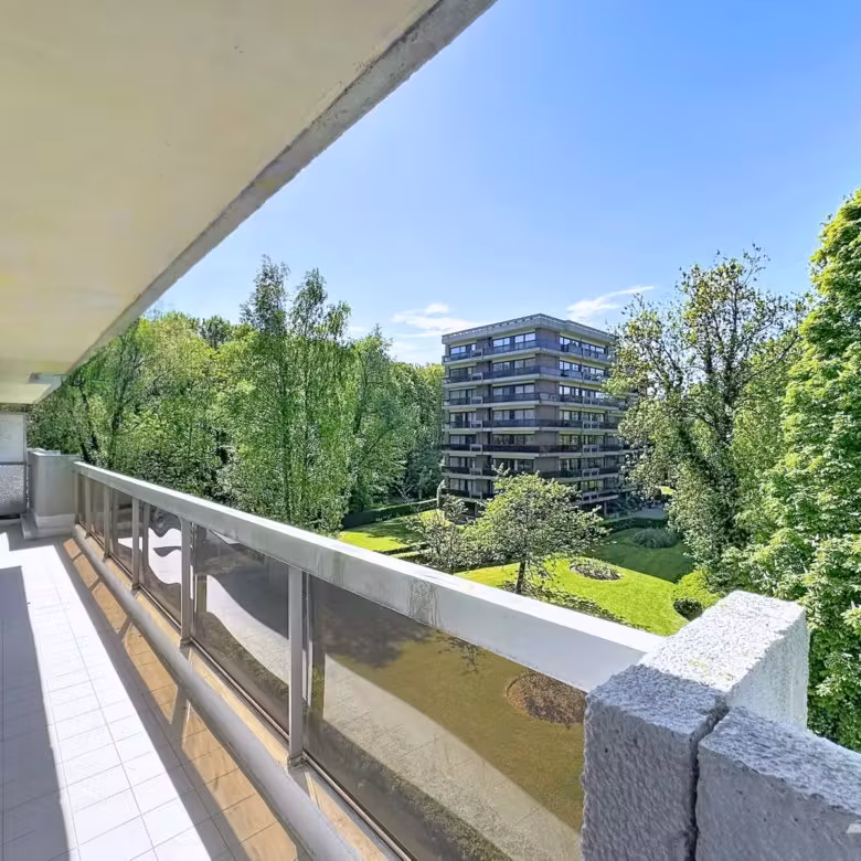 Gerenoveerd appartement met terras in Watermael-Boitsfort - 7