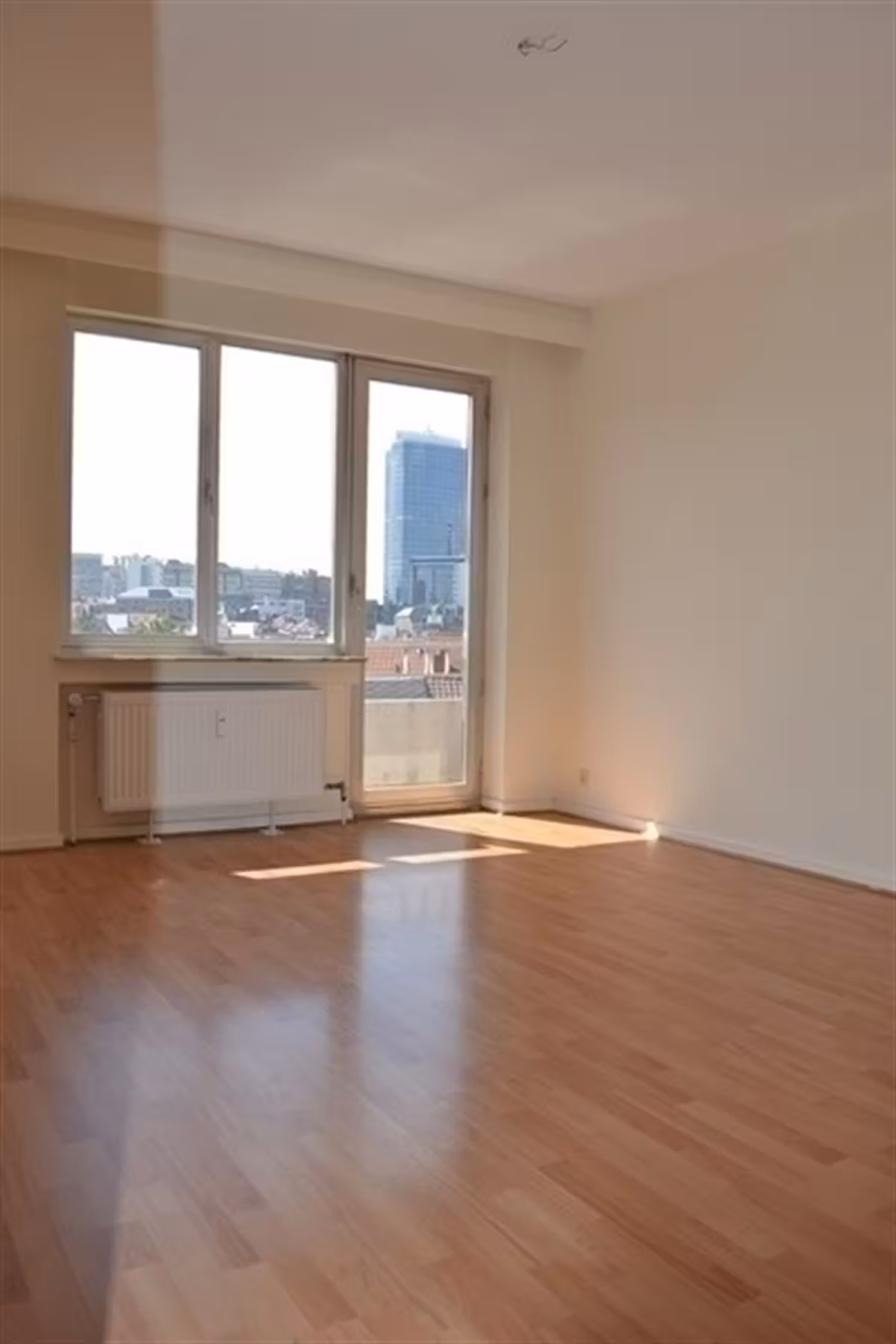 3 slaapkamer appartement op een strategische locatie in de EU wijk - 4