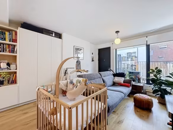Two-bedroom apartment in Forest - 8