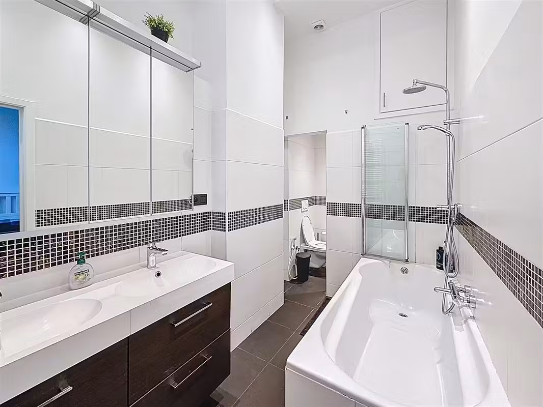 Prachtig gemeubileerd 2 slaapkamer appartement in Ukkel - 7