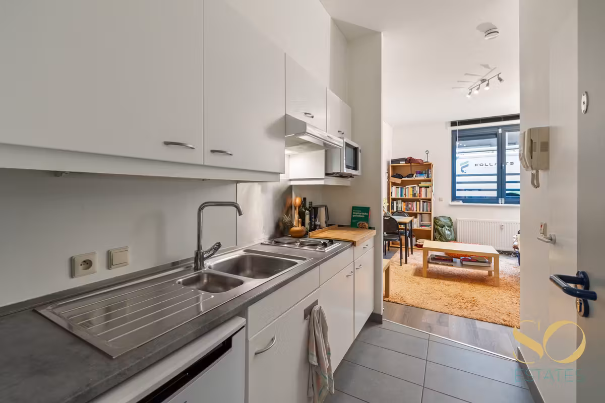 Studio apartment in the Congress district - 6