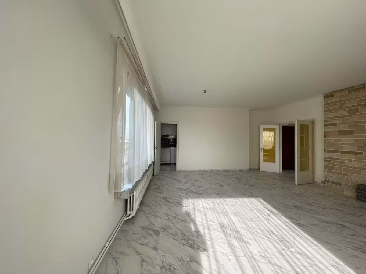 Zeer ruim appartement op een steenworp van het Valaarpark - 5