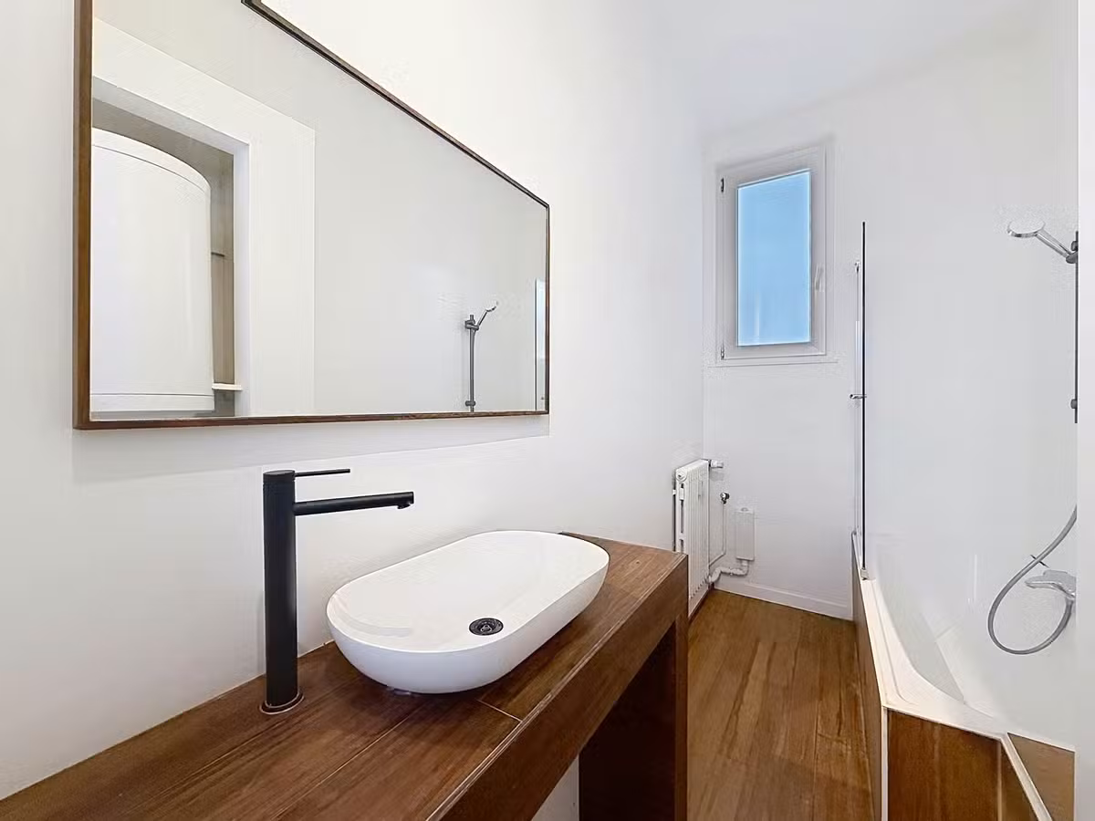 Two-bedroom apartment with terrace - 18