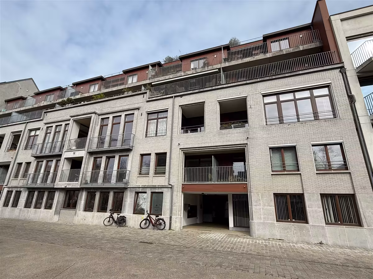 3 slaapkamer appartement met terras - 12