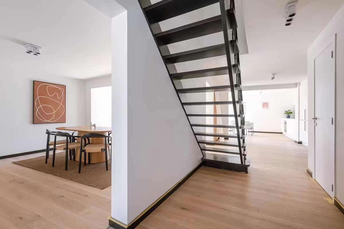 Woning met 5 slaapkamers en grote tuin in hartje Zwijnaarde - 5