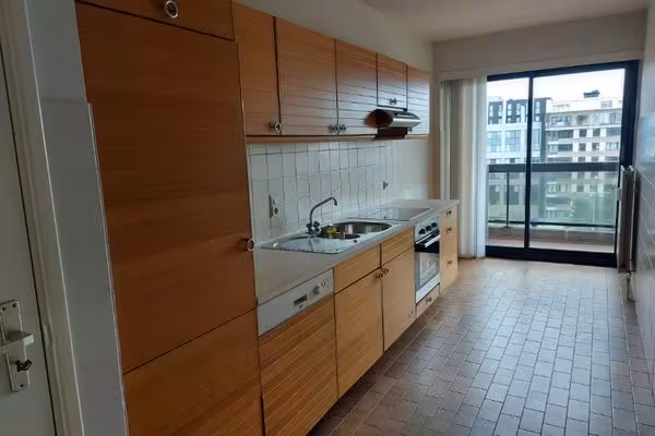 Centraal gelegen tweeslaapkamerappartement met terras - 8