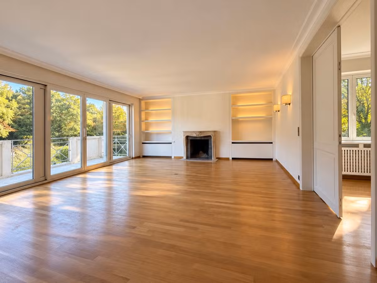 Appartement van 290 m² in Uccle - 1