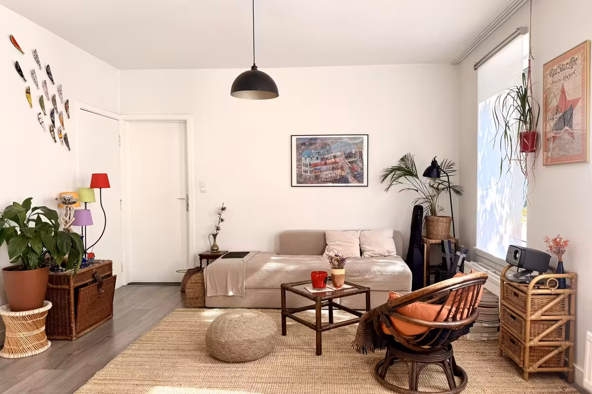 Appartement lumineux avec deux chambres en situation centrale - 2