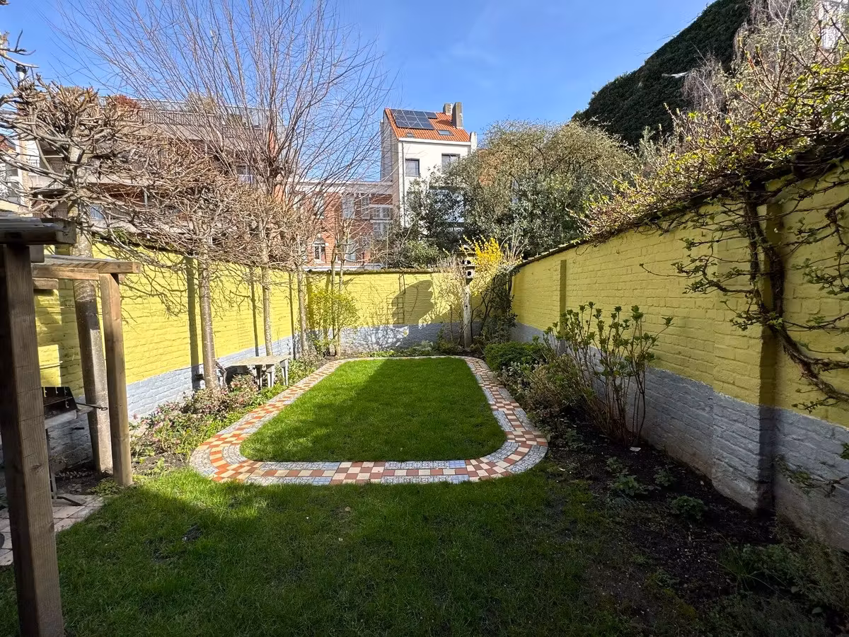 Sfeervolle burgerwoning vol charme nabij Gent Sint-Pieters - 4