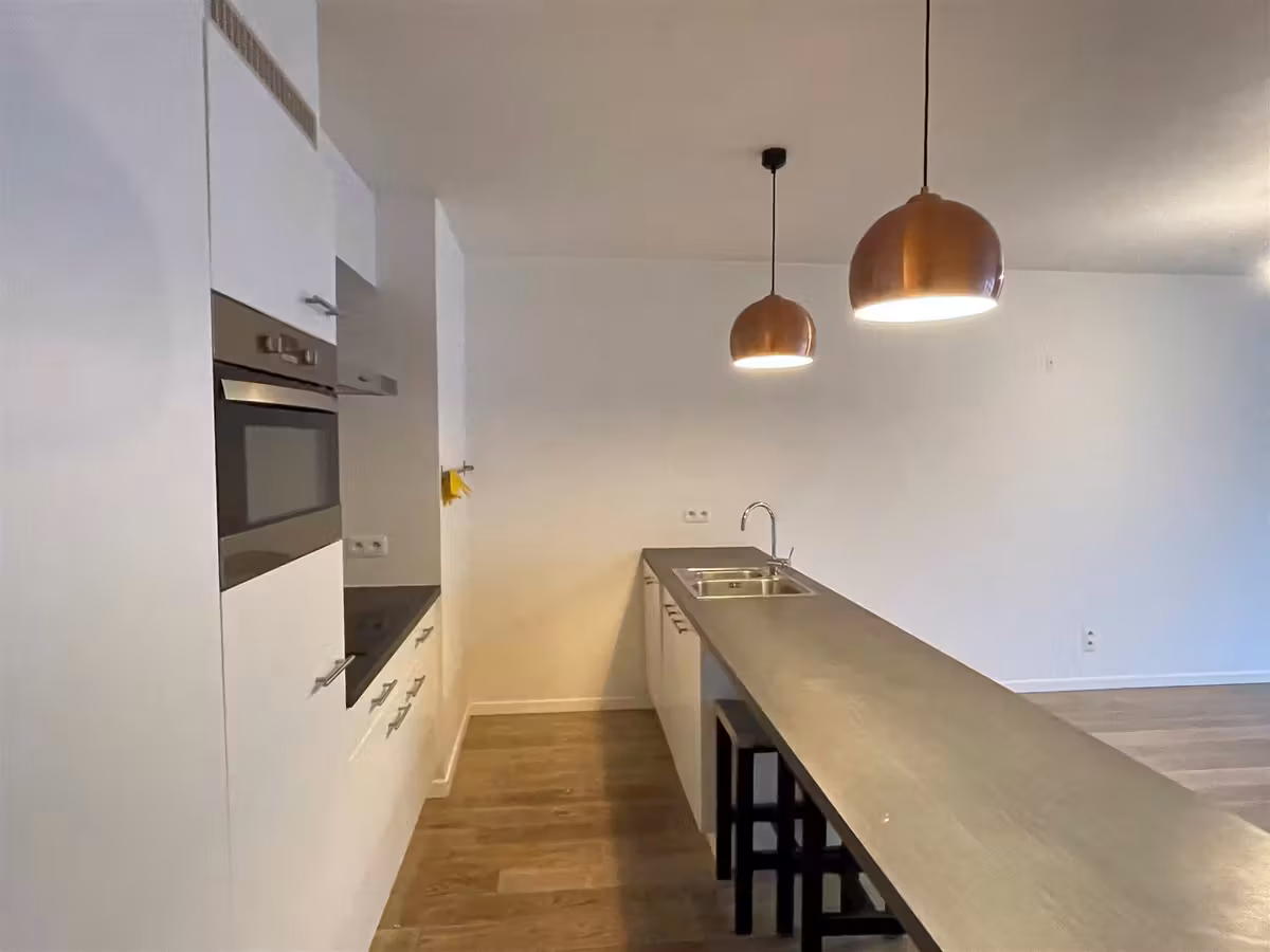 Stylisch, helder appartement met terras in het stadscentrum - 4