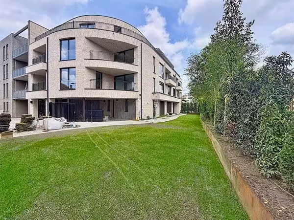Exceptional new penthouse with large terrace - 16