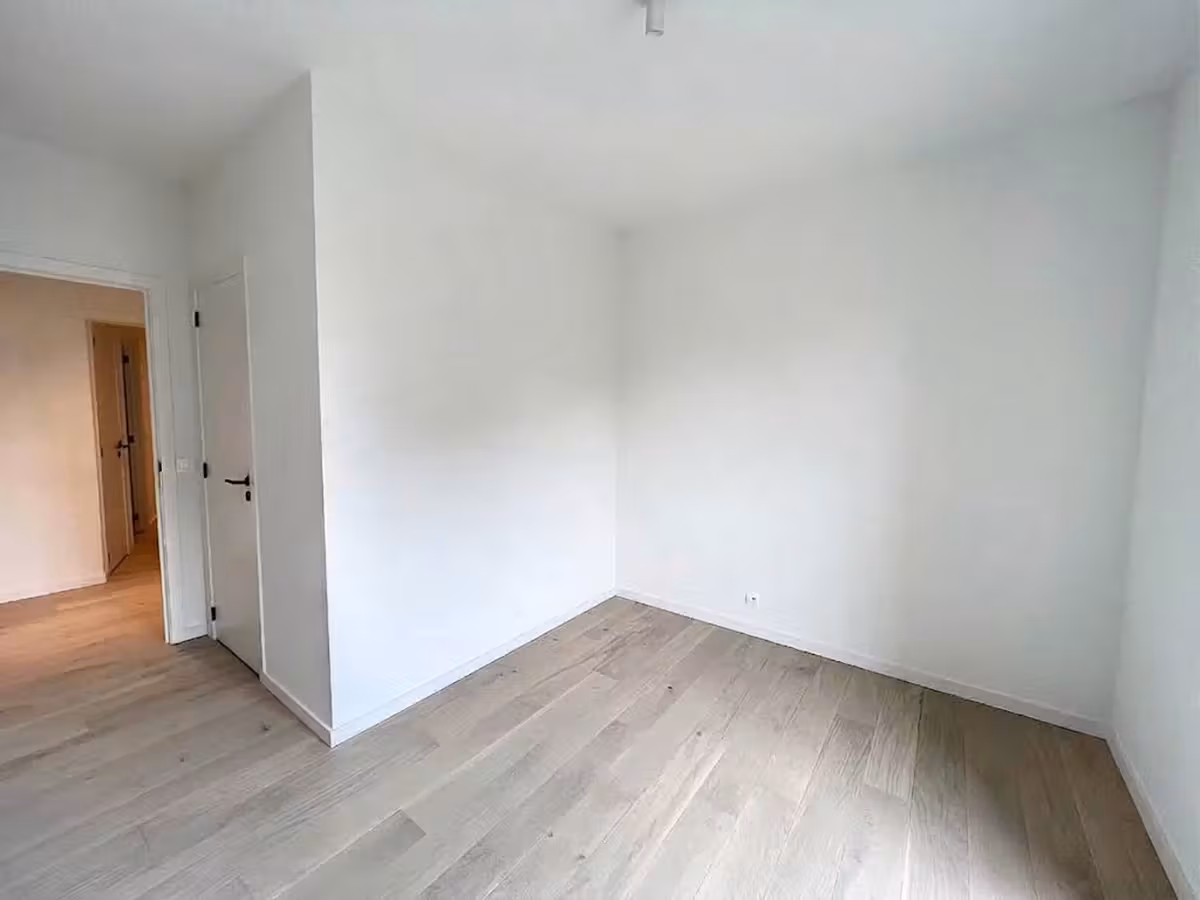 2-bedroom apartment with terrace in Evere - 4