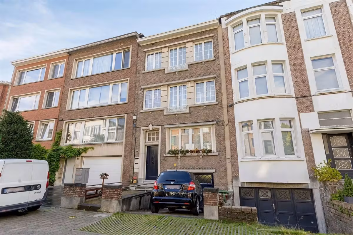 Spacious ground-floor apartment with large garden - 2