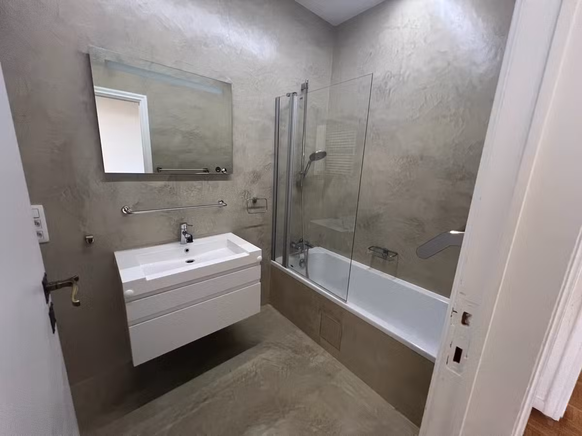 Apartment with 3 bedrooms and two terraces - 24