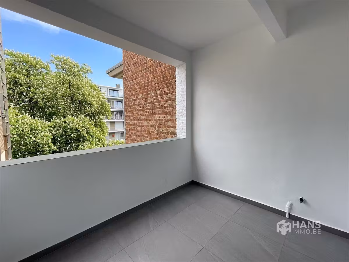Renovated two-bedroom apartment with terraces - 20