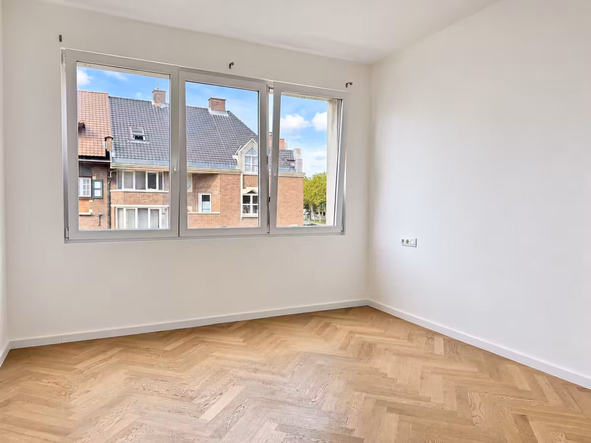 Renovated 2-bedroom apartment with terrace - 6