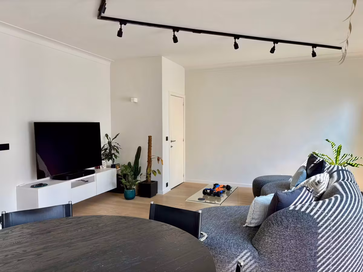 Appartement lumineux de deux chambres à Anvers Sud - 5