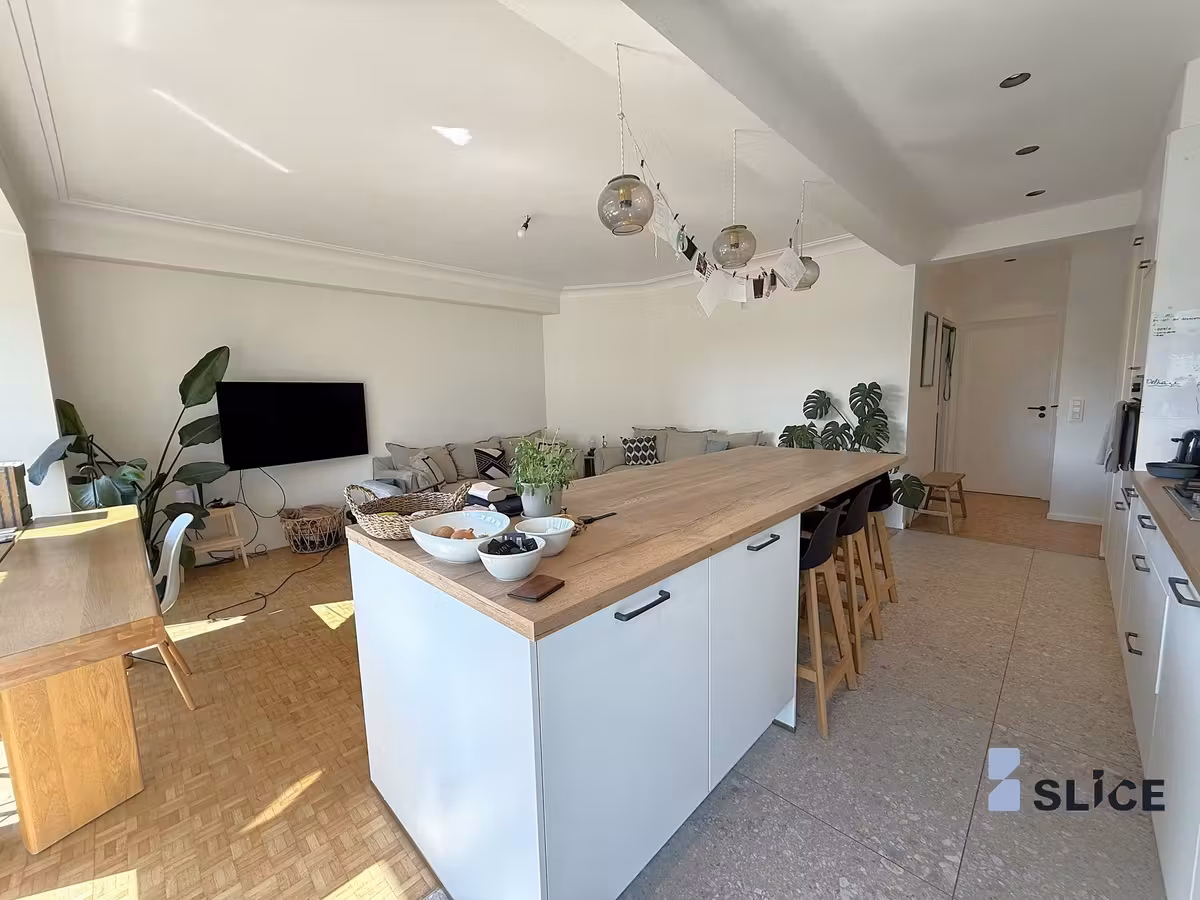 Renovated 2-bedroom apartment in Woluwe-Saint-Lambert - 4