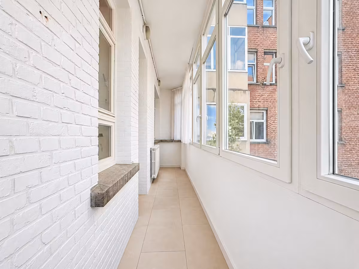 Three-bedroom apartment in Ixelles - 5