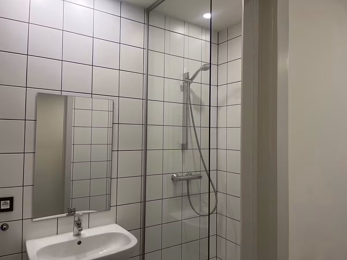 Chambre d'étudiant meublée avec salle de bain privée - 13