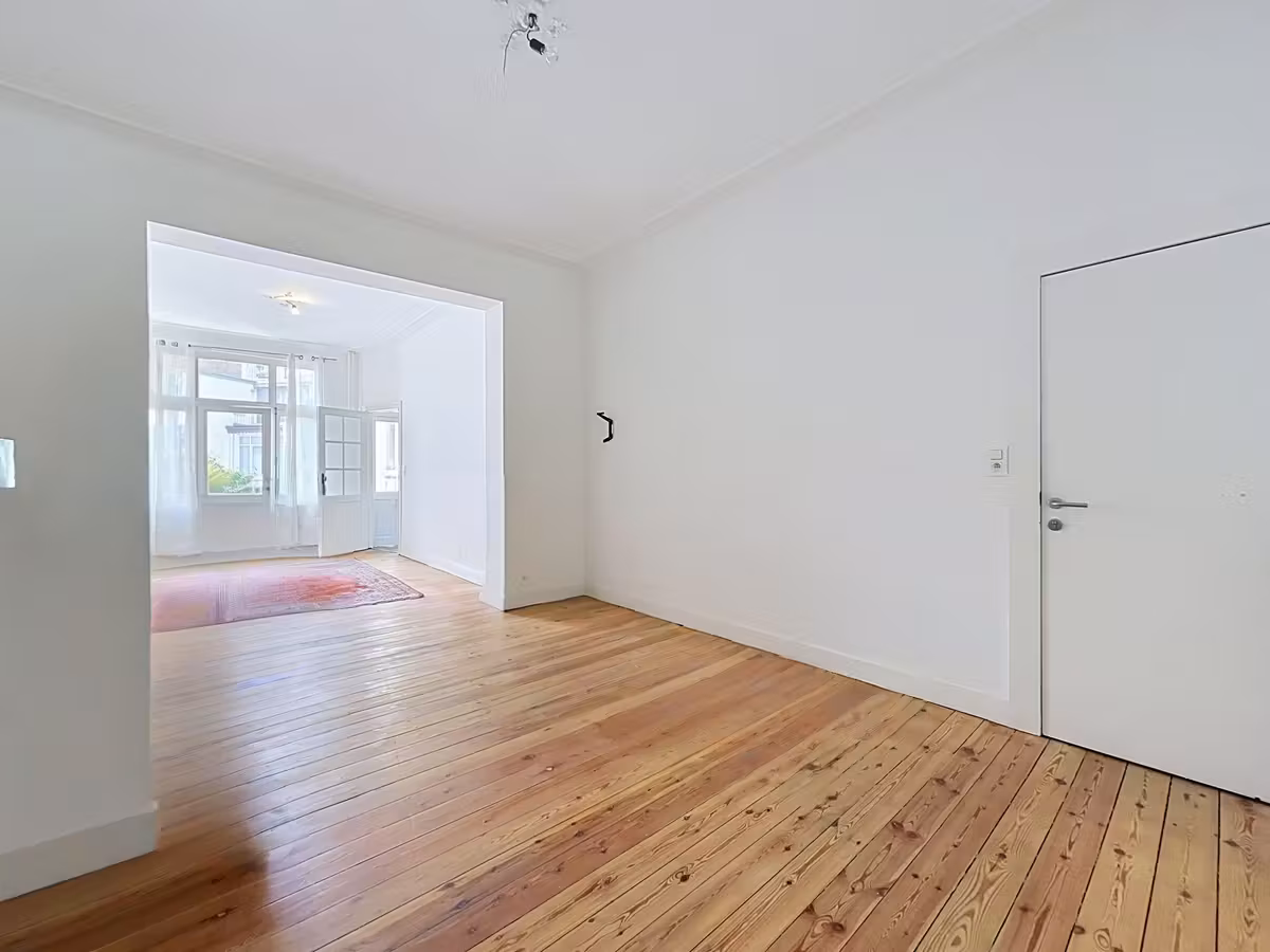 Laken: Appartement met 1 slaapkamer + bureau/dressing (99m²) - 12