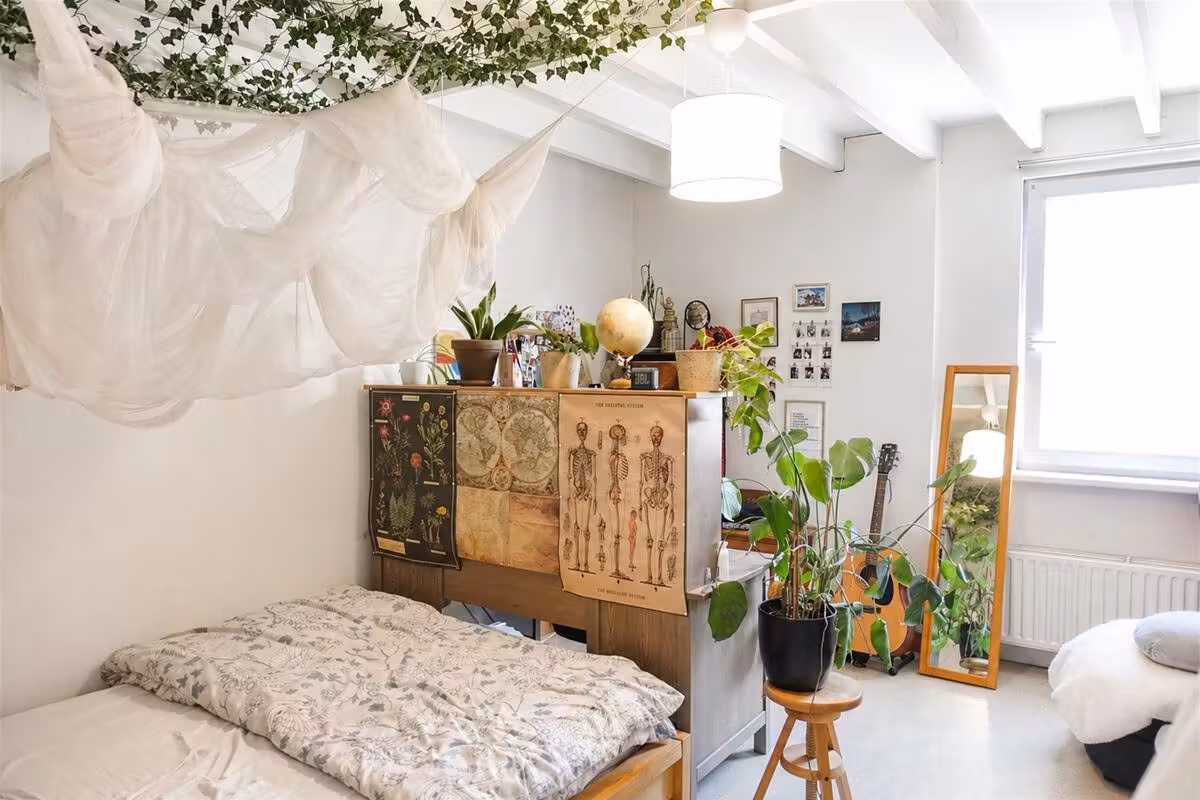 Charmante hoekwoning nabij Dampoortstation te huur in Gent - 3