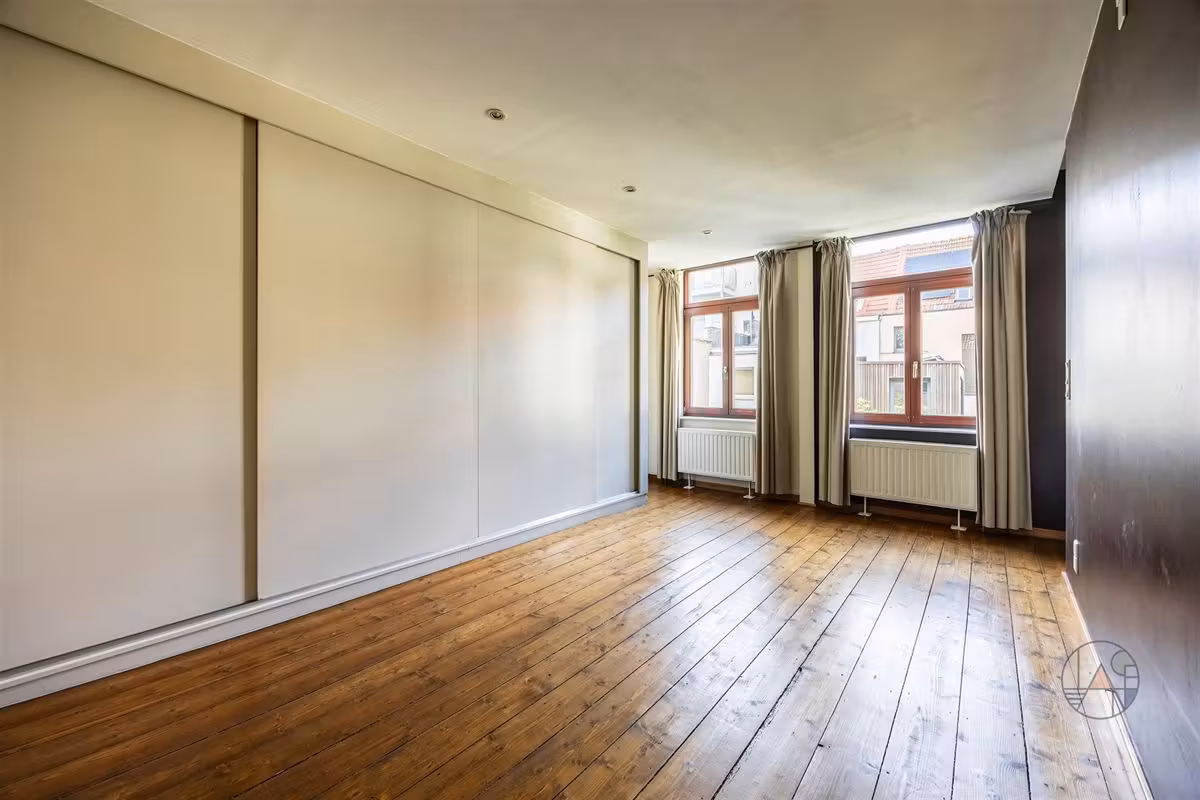 Karaktervolle woning met terras in Oud Berchem - 9