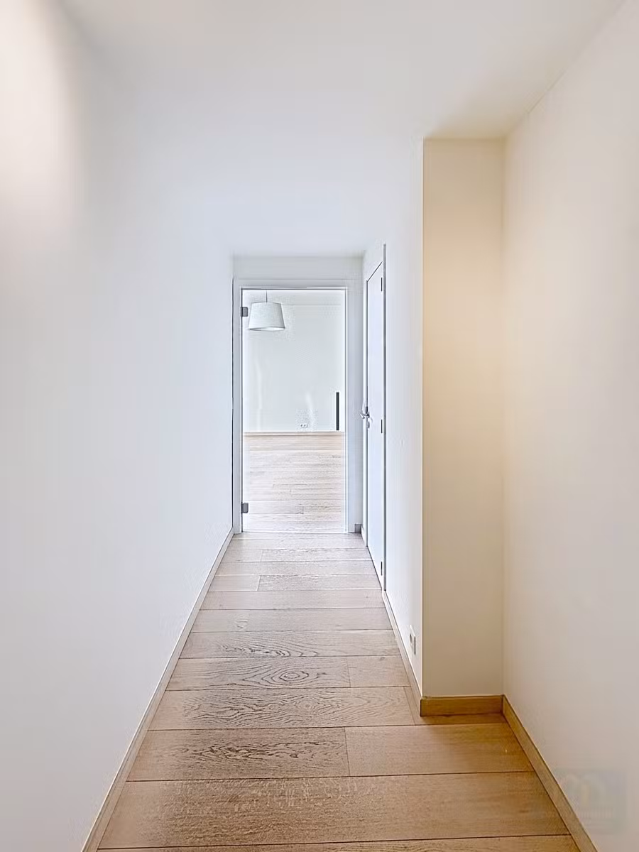 Niet gemeubileerde penthouse met terrassen in Etterbeek - 15