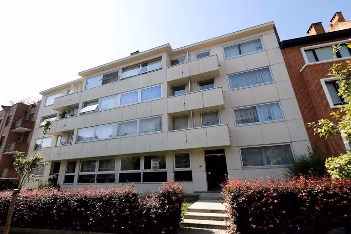 Renovated apartment with terrace in Auderghem - 9