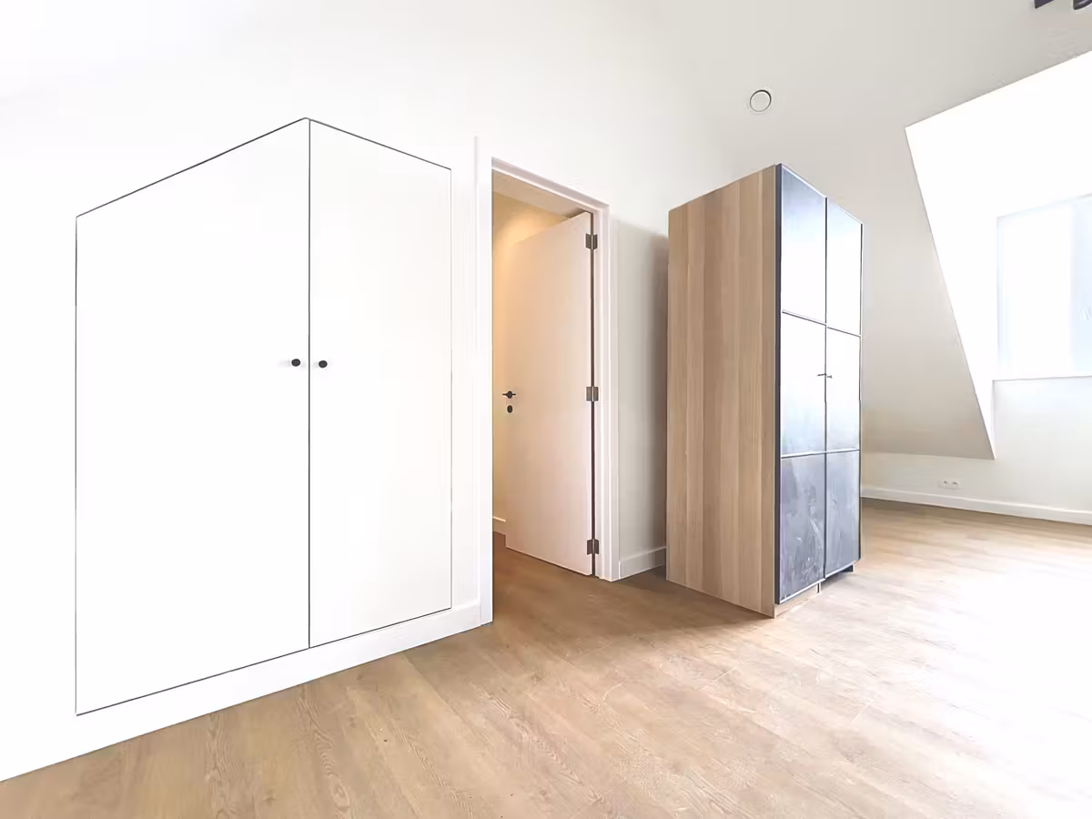 Superbe appartement 2 chambres entièrement rénové à Schaerbeek - 5