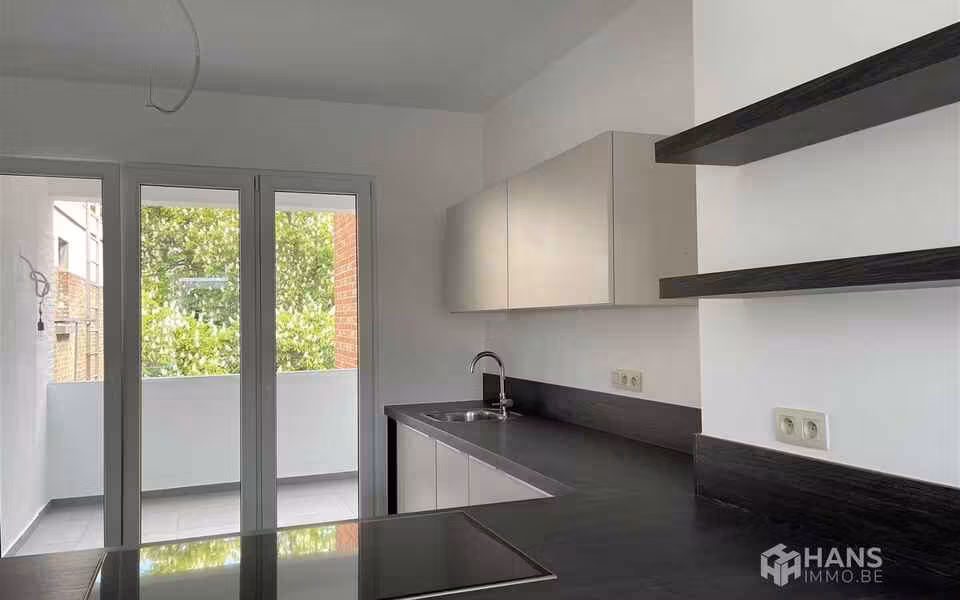 Renovated two-bedroom apartment with terraces - 23